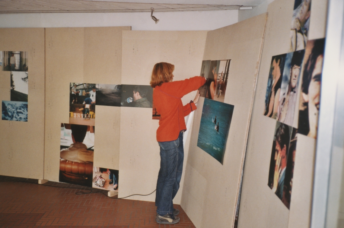 Karin Müller "Expertise Mann", Aufbau der Ausstellung, message salon Rigiplatz, Zürich