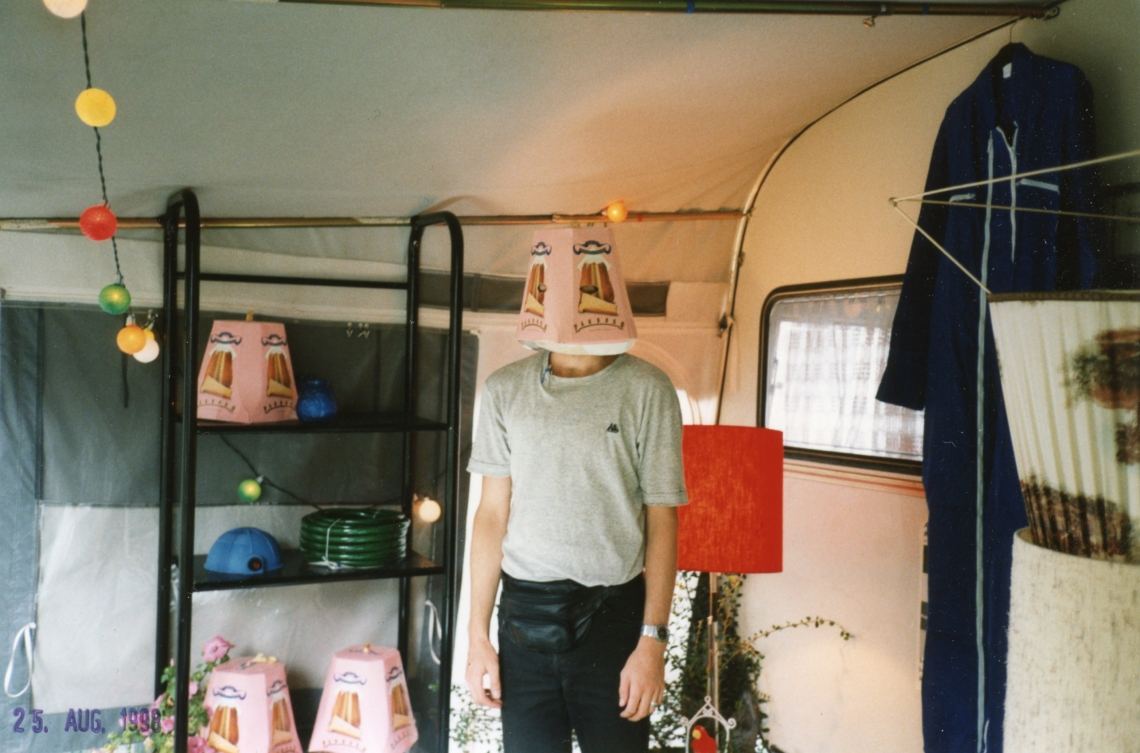 Die message salon Ferienkolonie mit Andres Lutz, message salon Wohnwagen, Appenzell