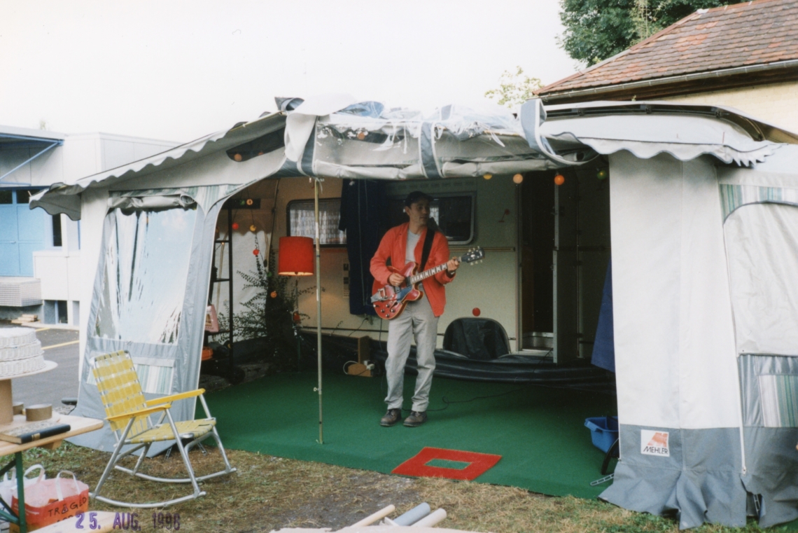 Die message salon Ferienkolonie mit Anders Guggisberg, message salon Wohnwagen, Appenzell