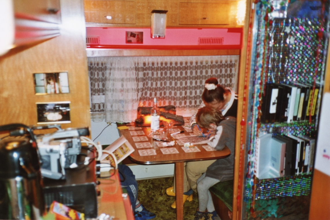 Esther Eppstein "message salon caravan", Vernissage, Zeichnungsworkshop mit Susann Walder, Fri-Art Kunsthalle Fribourg