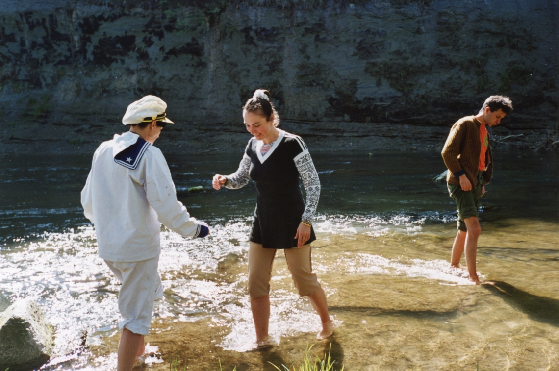 Esther Eppstein "message salon caravan", der Tag nach der Vernissage mit Susann Walder, Fri-Art  Kunsthalle Fribourg