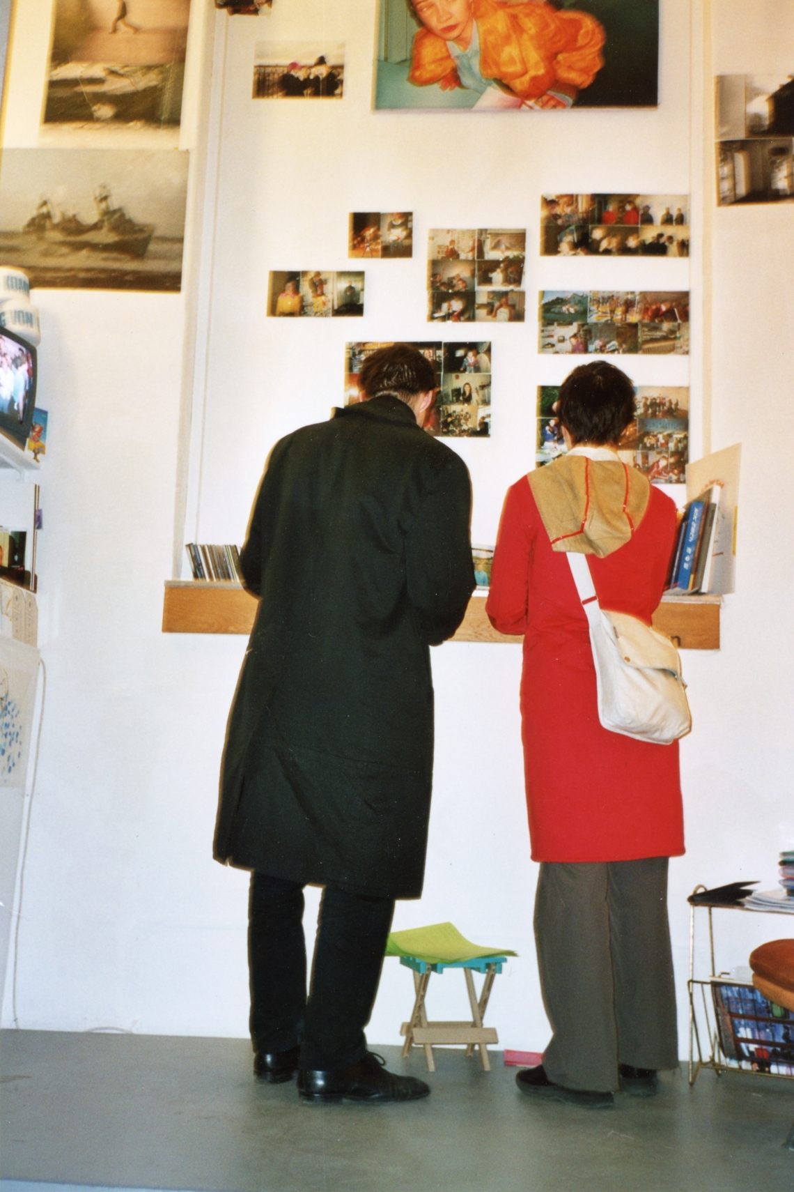 Esther Eppstein "message salon souvenir shop", Eingangsbereich Fri-Art Kunsthalle Fribourg