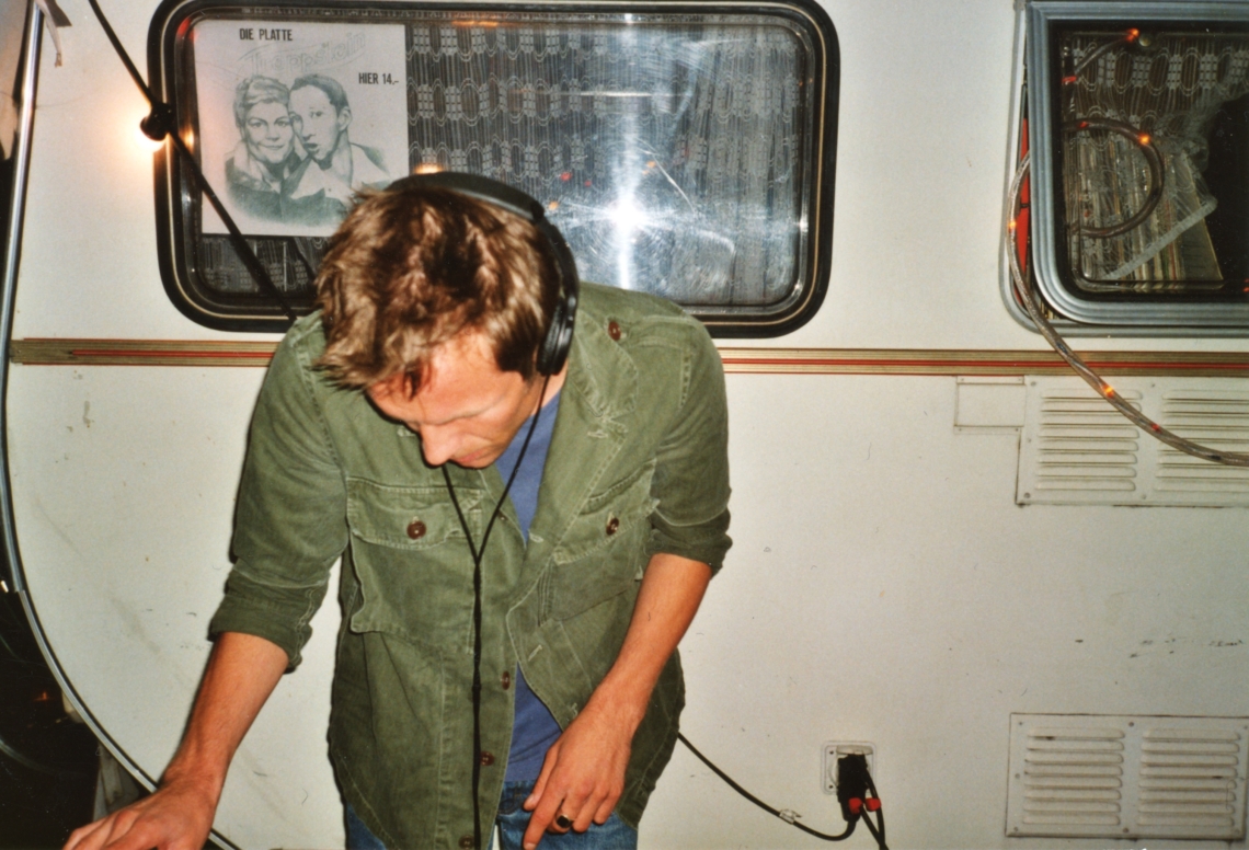 message salon Campingplatz, Esther Geburtstagsparty mit DJ Kay-Zee, Pfingstweidstrasse, Zürich