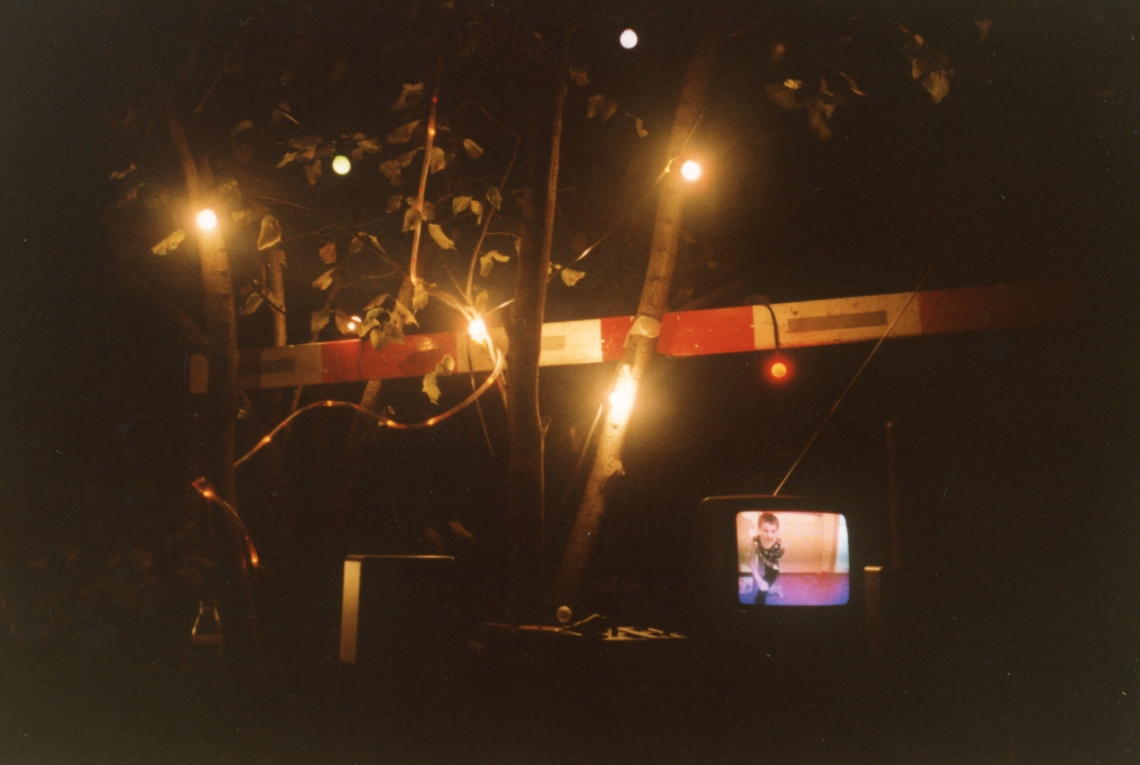 message salon Campingplatz mit der Familienbande, Pfingstweidstrasse, Zürich