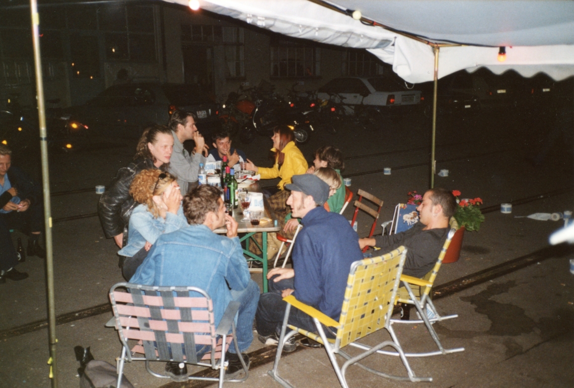 message salon Campingplatz mit Antonio Pate, Pfingstweidstrasse, Zürich