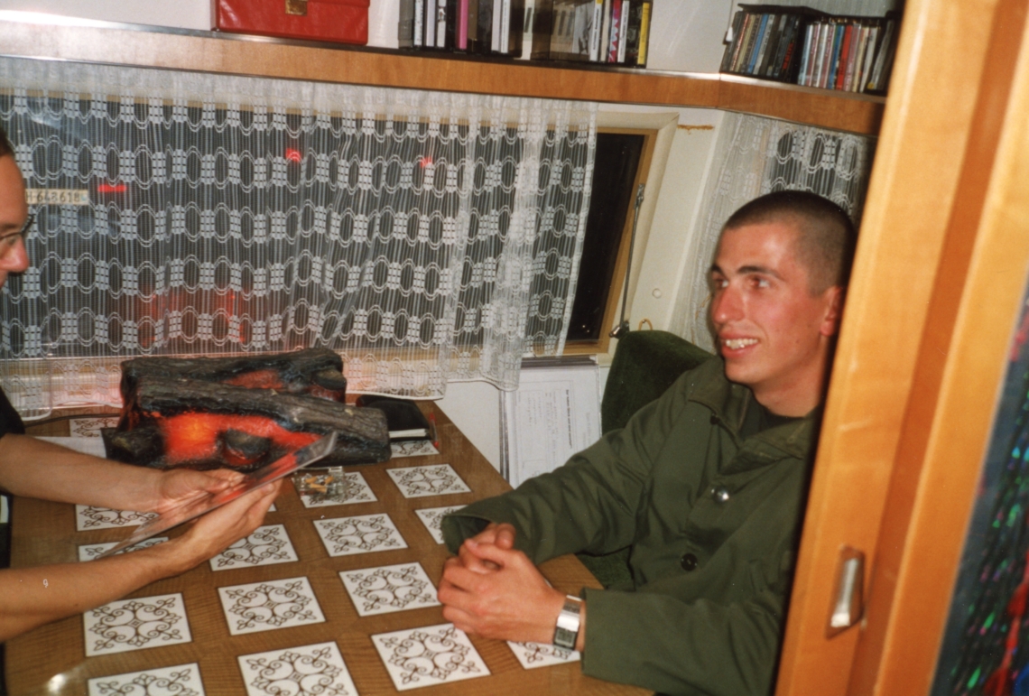 message salon Campingplatz mit San Keller, Pfingstweidstrasse, Zürich