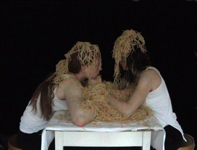 Eva Vuillemin: "Spaghetti", 2012
Videostill