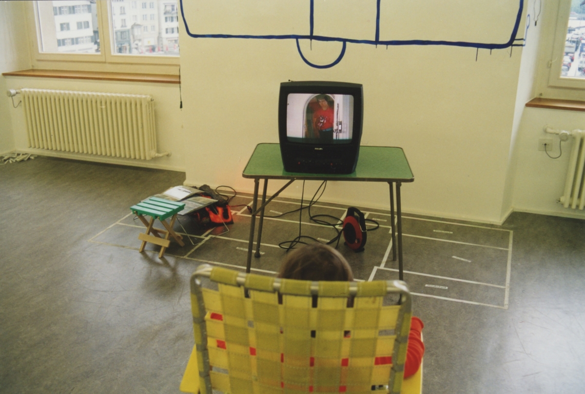 Esther Eppstein "ein Camping lang message salon", städtische Werk- und Atelierstipendien, Helmhaus, Zürich