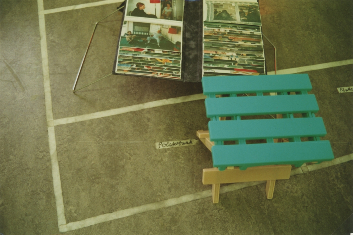 Esther Eppstein "ein Camping lang message salon", städtische Werk- und Atelierstipendien, Helmhaus, Zürich