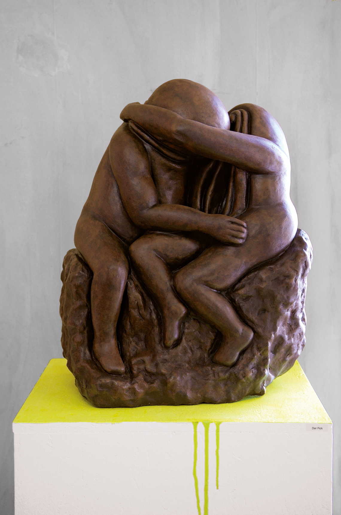 Mickry 3 "Der Fick", 2007, Ytong, Acryl, Foto Mickry 3 