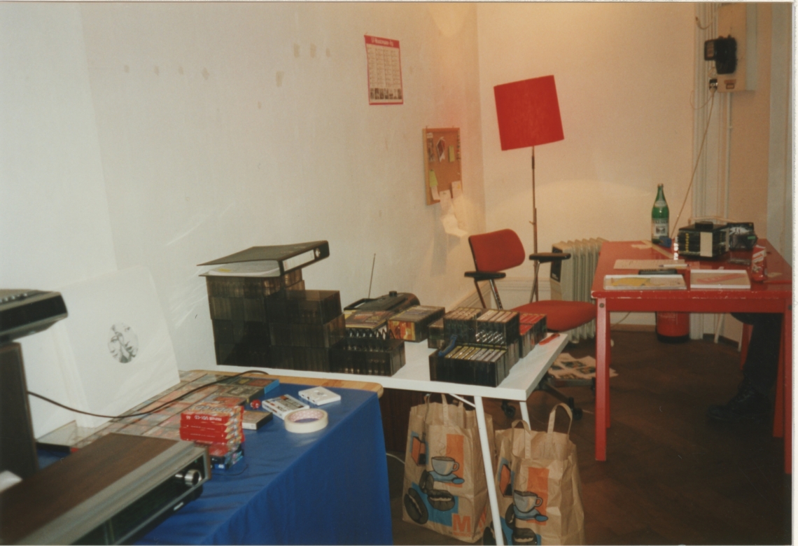 message salon Take Away Kassettenshop, Abgabestation im message salon Büro, Ankerstrasse 6, Zürich