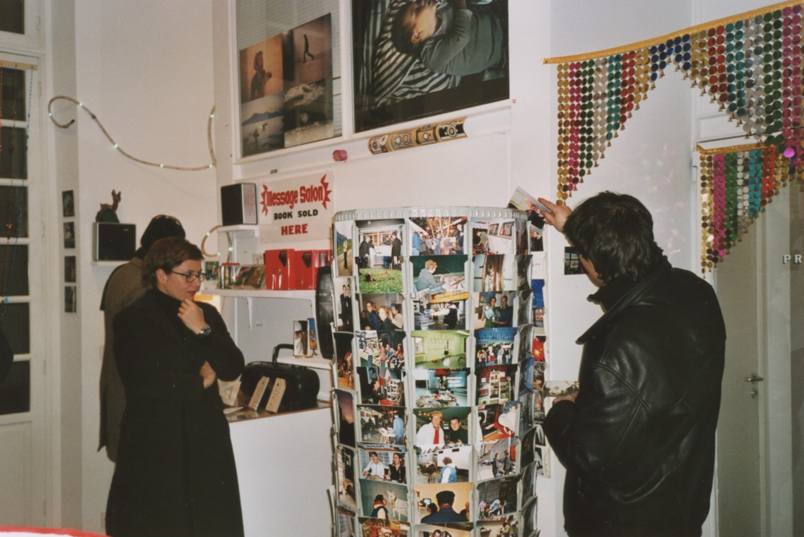 message salon in Paris, Vernissage message salon salon de thé, Culturel Suisse