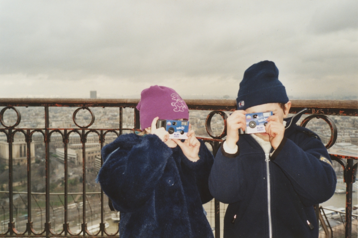 message salon in Paris, Familienausflug auf den Eiffelturm