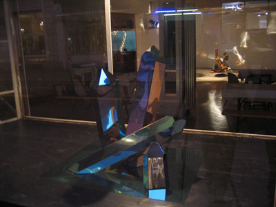 Simone Piller, crystal in window, message salon, Perla-Mode, Zurich 