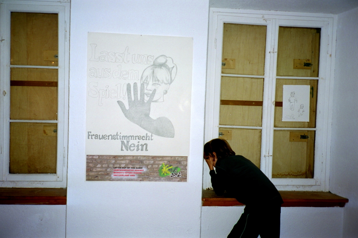 Selina Trepp "Politikin'", message salon Rigiplatz, Zurich 
